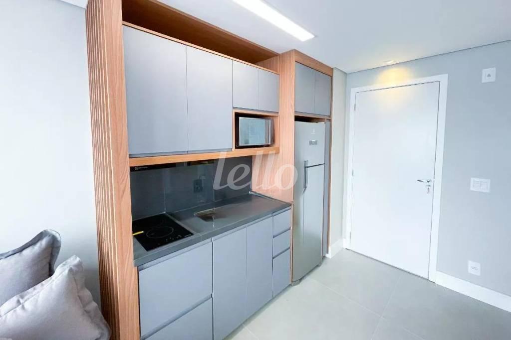 COZINHA de Apartamento para alugar, Padrão com 27 m², 1 quarto e em Pinheiros - São Paulo