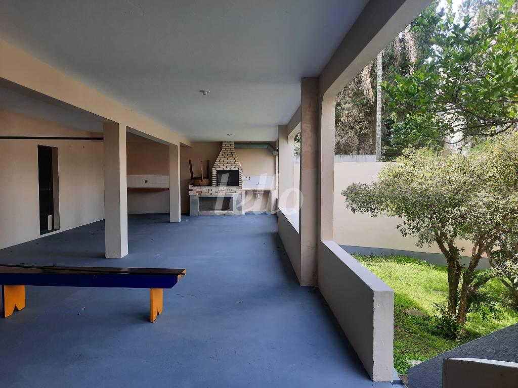 ESPAÇO GOURMET de Casa à venda, assobradada com 400 m², 3 quartos e 3 vagas em Vila Irmãos Arnoni - São Paulo