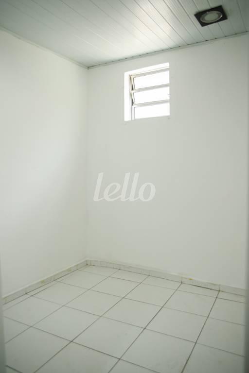 SALAO de Salão para alugar, Padrão com 125 m², e em Vila Prudente - São Paulo