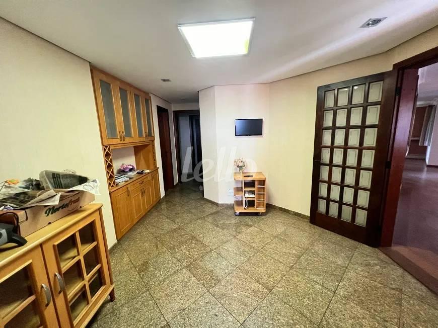SUITE 2 de Apartamento para alugar, Padrão com 310 m², 3 quartos e 5 vagas em Vila Ida - São Paulo