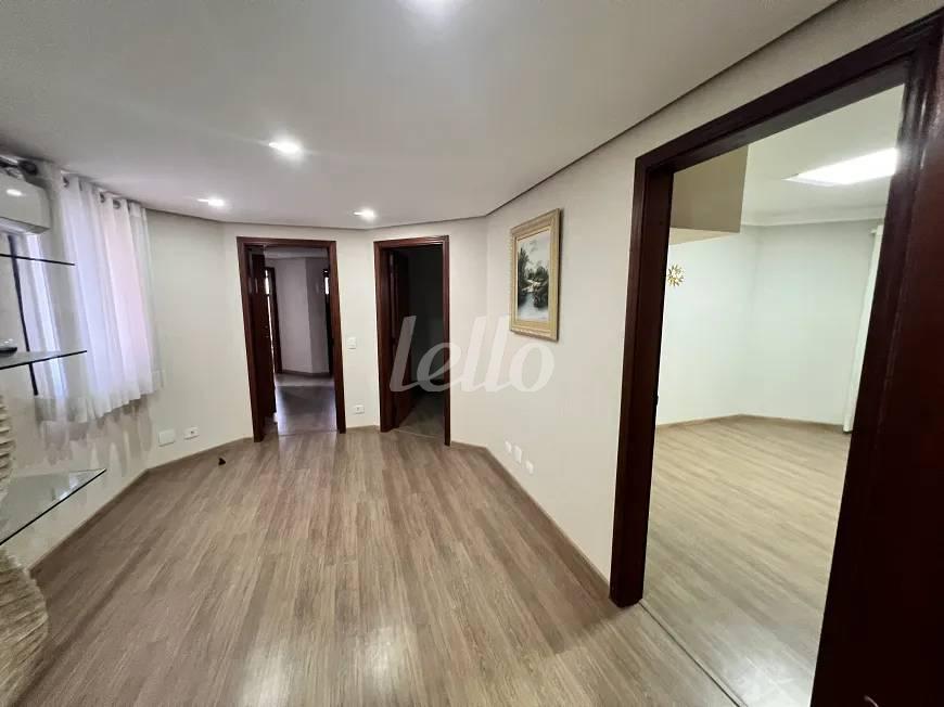 DORMITORIO de Apartamento para alugar, Padrão com 310 m², 3 quartos e 5 vagas em Vila Ida - São Paulo
