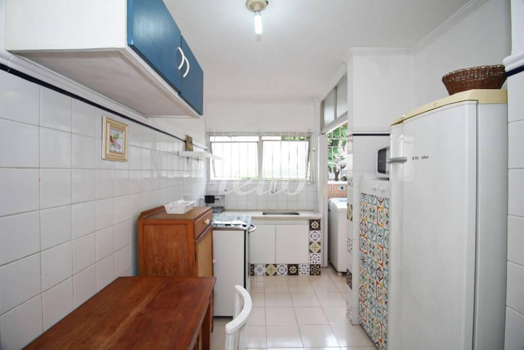 COZINHA de Apartamento para alugar, Padrão com 62 m², 2 quartos e 1 vaga em Brooklin Paulista - São Paulo