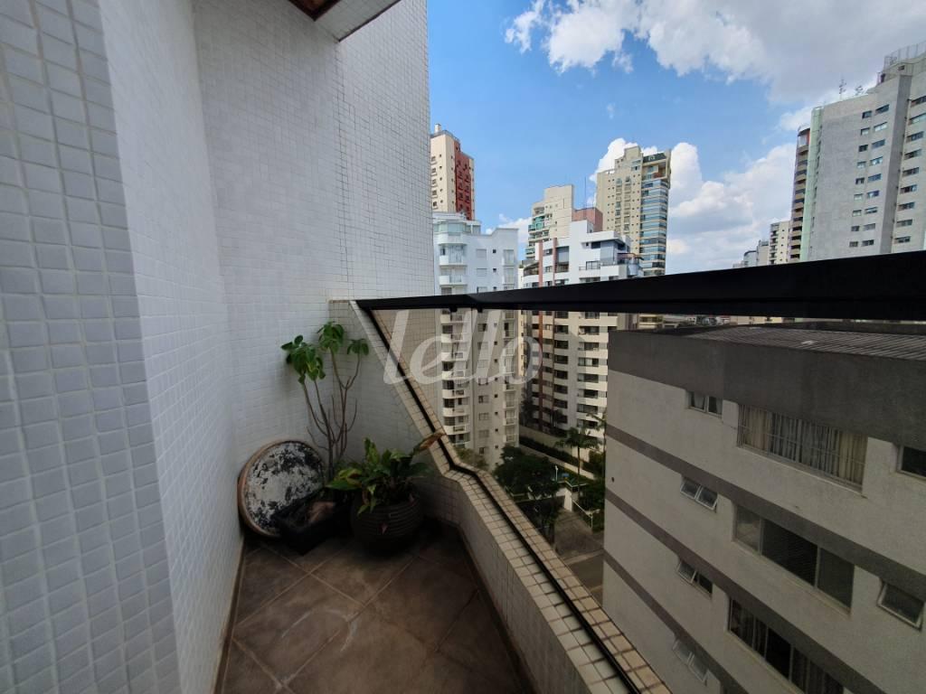 VARANDA de Apartamento à venda, Padrão com 200 m², 4 quartos e 4 vagas em Santana - São Paulo
