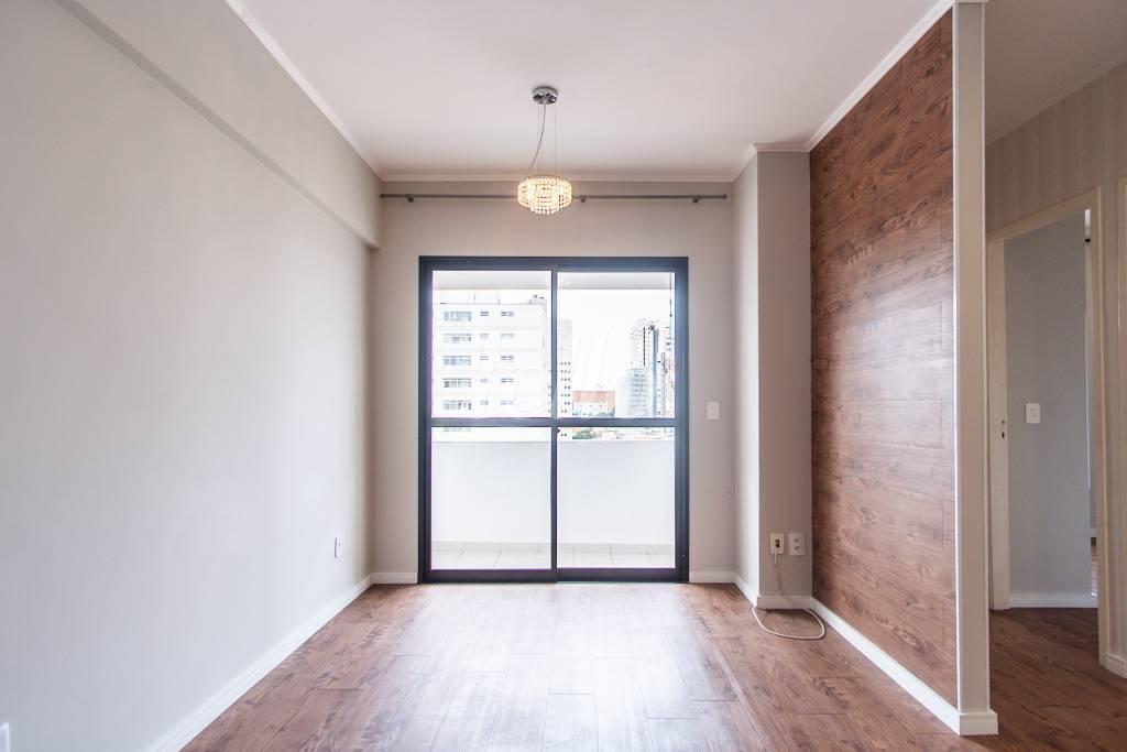 SALA de Apartamento à venda, Padrão com 49 m², 2 quartos e 1 vaga em Tatuapé - São Paulo