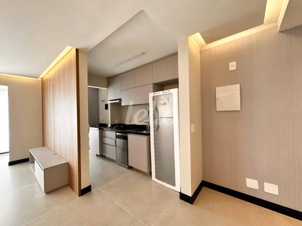 COZINHA de Apartamento à venda, Padrão com 90 m², 2 quartos e 2 vagas em Vila Cordeiro - São Paulo