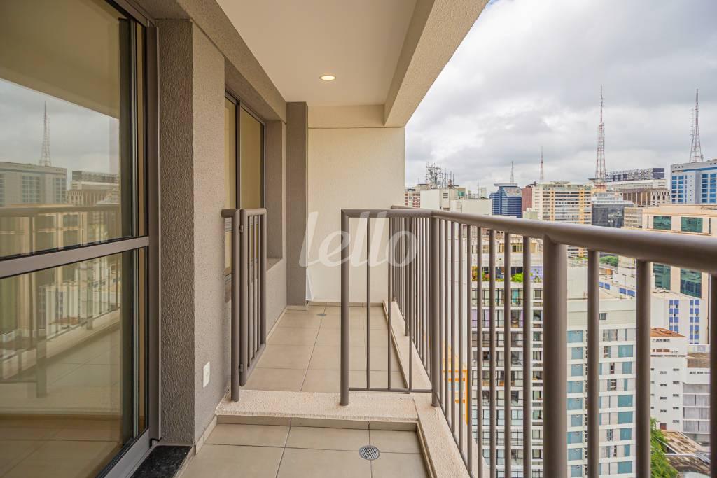 VARANDA de Apartamento para alugar, Padrão com 38 m², 1 quarto e em Consolação - São Paulo