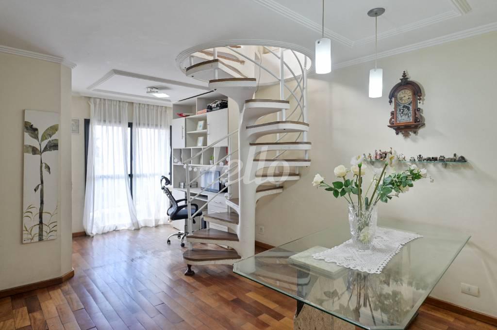 SALA de Apartamento à venda, Padrão com 124 m², 4 quartos e 2 vagas em Vila Mariana - São Paulo