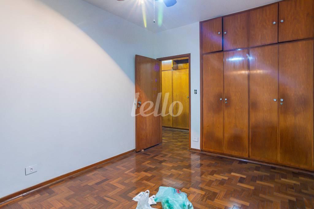 DORMTIORIO 1 de Casa para alugar, sobrado com 450 m², 3 quartos e 1 vaga em Jardim dos Estados - São Paulo
