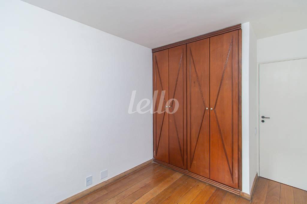 DORMITORIO 1 de Apartamento para alugar, Padrão com 97 m², 3 quartos e 2 vagas em Indianópolis - São Paulo