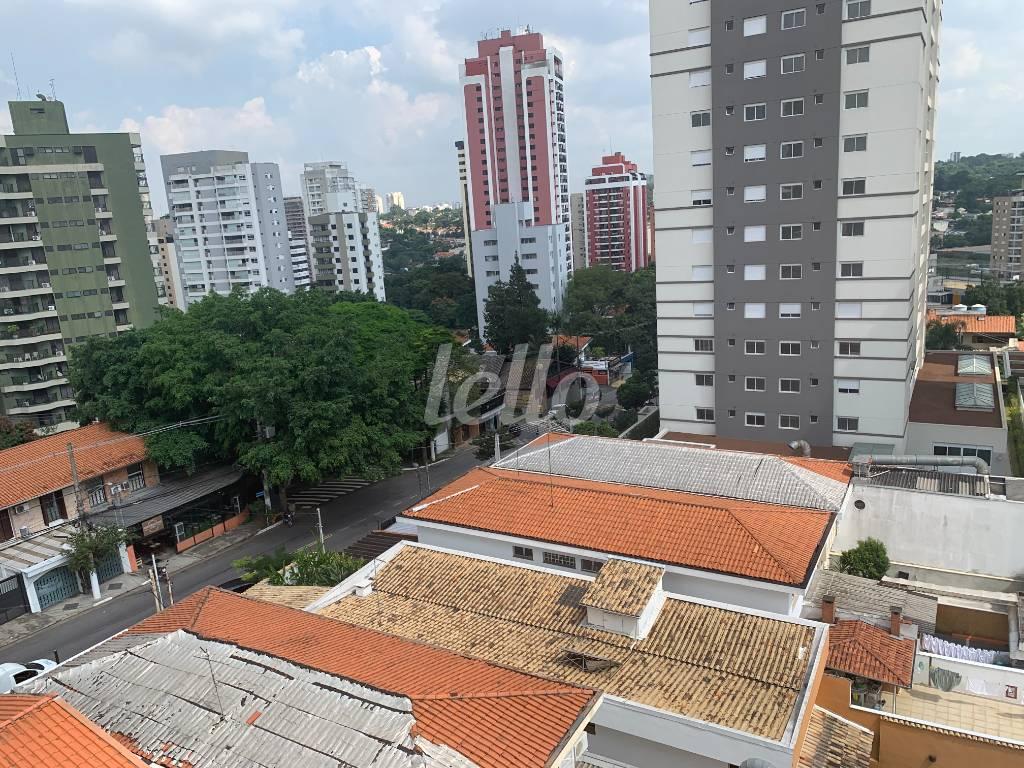 VISTA de Apartamento à venda, Padrão com 61 m², 2 quartos e 1 vaga em Vila Alexandria - São Paulo