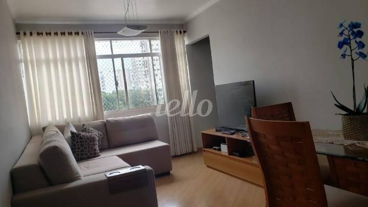 LIVING de Apartamento à venda, Padrão com 74 m², 2 quartos e 1 vaga em Planalto Paulista - São Paulo