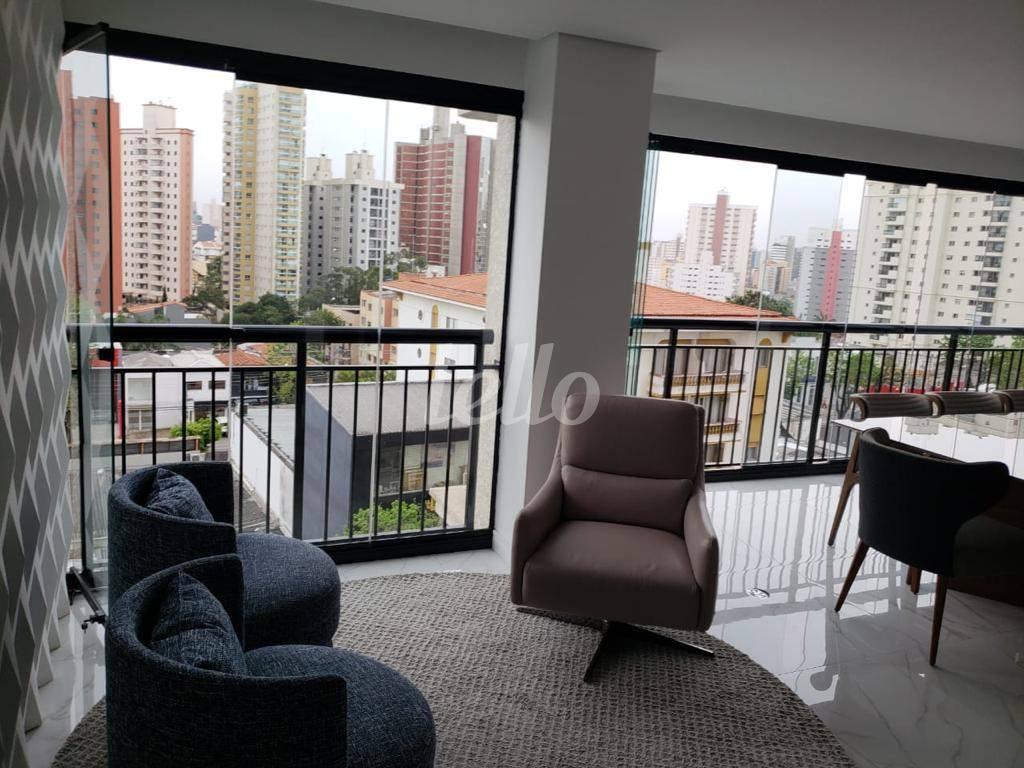 VARANDA GOURMET de Apartamento à venda, Padrão com 236 m², 4 quartos e 4 vagas em Vila Gilda - Santo André