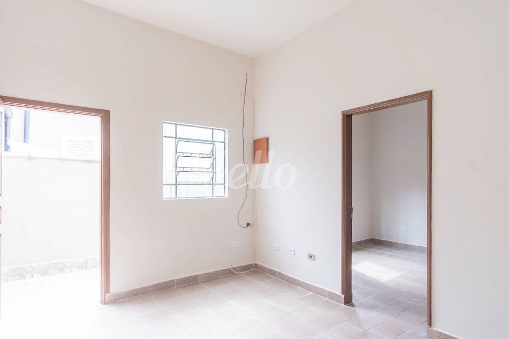 SALA de Casa para alugar, térrea com 60 m², 1 quarto e em Jardim Vila Formosa - São Paulo