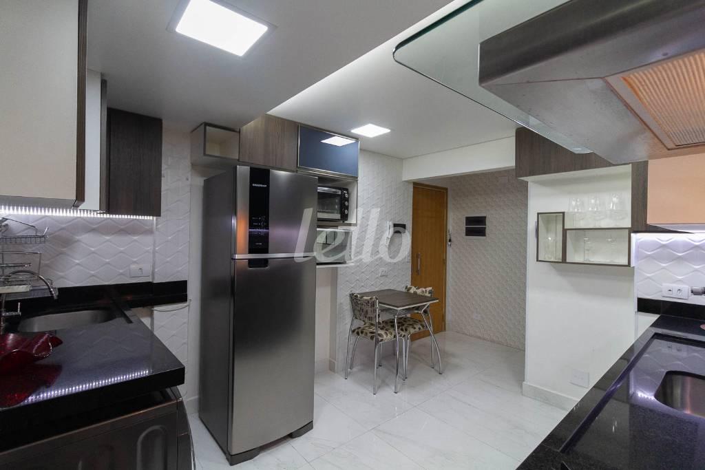 COZINHA de Apartamento para alugar, Padrão com 80 m², 2 quartos e 1 vaga em Jardim Paulista - São Paulo