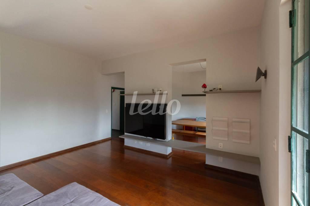 SALA de Apartamento para alugar, Padrão com 139 m², 1 quarto e em República - São Paulo