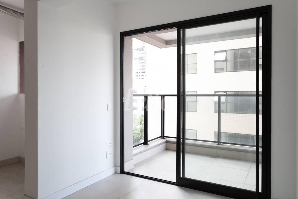 SALA de Apartamento para alugar, Padrão com 57 m², 1 quarto e 1 vaga em Vila Gomes Cardim - São Paulo