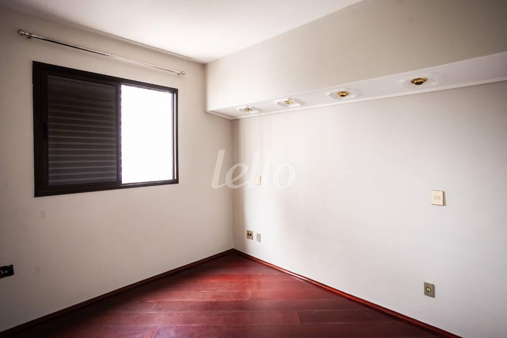 04DORMITORIO-1_001 de Apartamento para alugar, Padrão com 76 m², 3 quartos e 1 vaga em Vila Regente Feijó - São Paulo