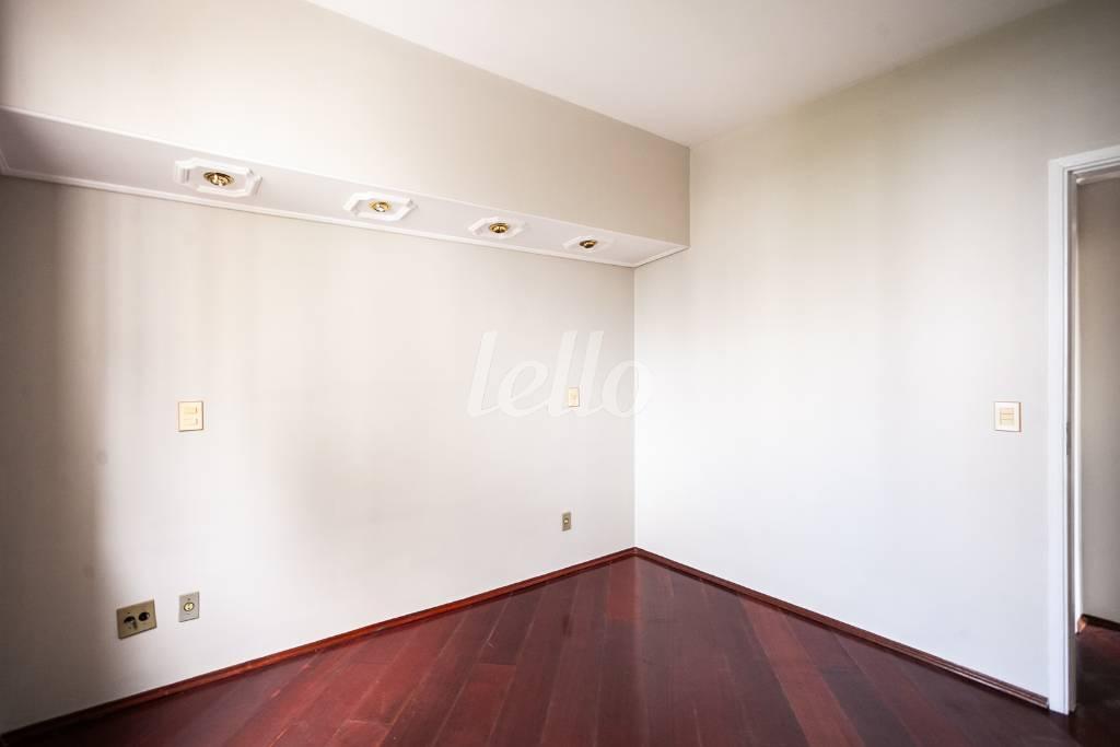04DORMITORIO-1_002 de Apartamento para alugar, Padrão com 76 m², 3 quartos e 1 vaga em Vila Regente Feijó - São Paulo