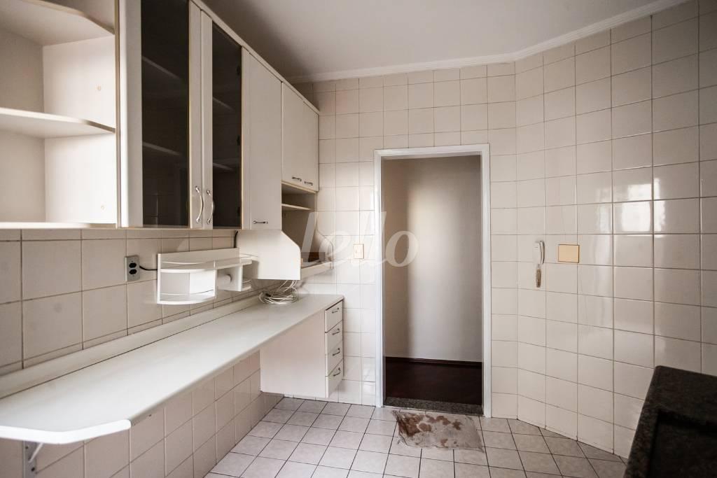 08COZINHA_005 de Apartamento para alugar, Padrão com 76 m², 3 quartos e 1 vaga em Vila Regente Feijó - São Paulo
