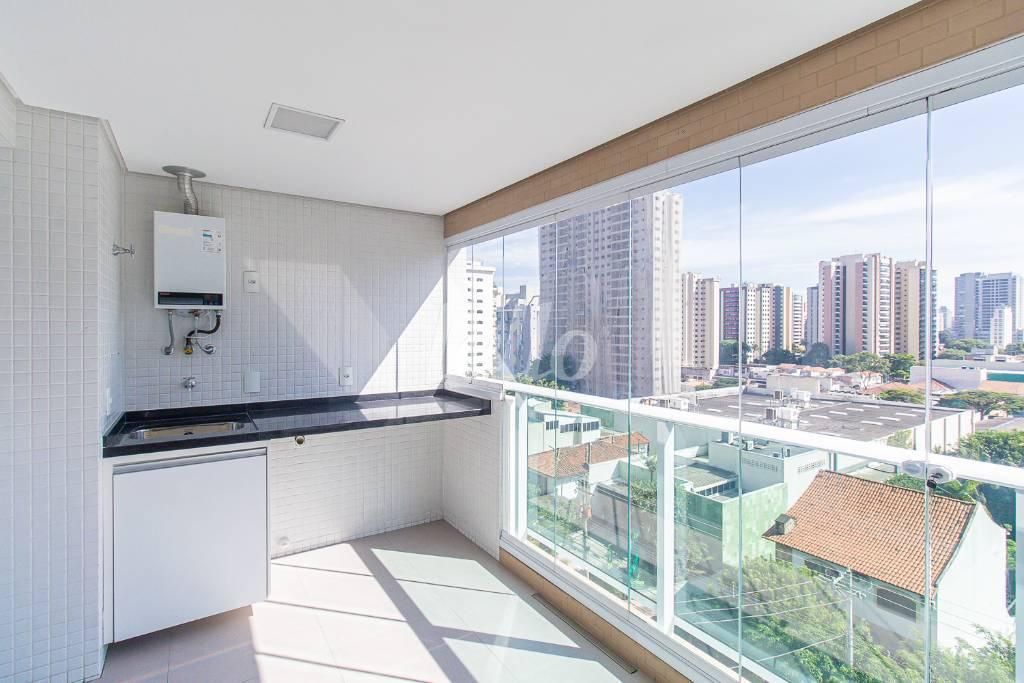 VARANDA de Apartamento à venda, Padrão com 40 m², 1 quarto e 1 vaga em Vila Clementino - São Paulo