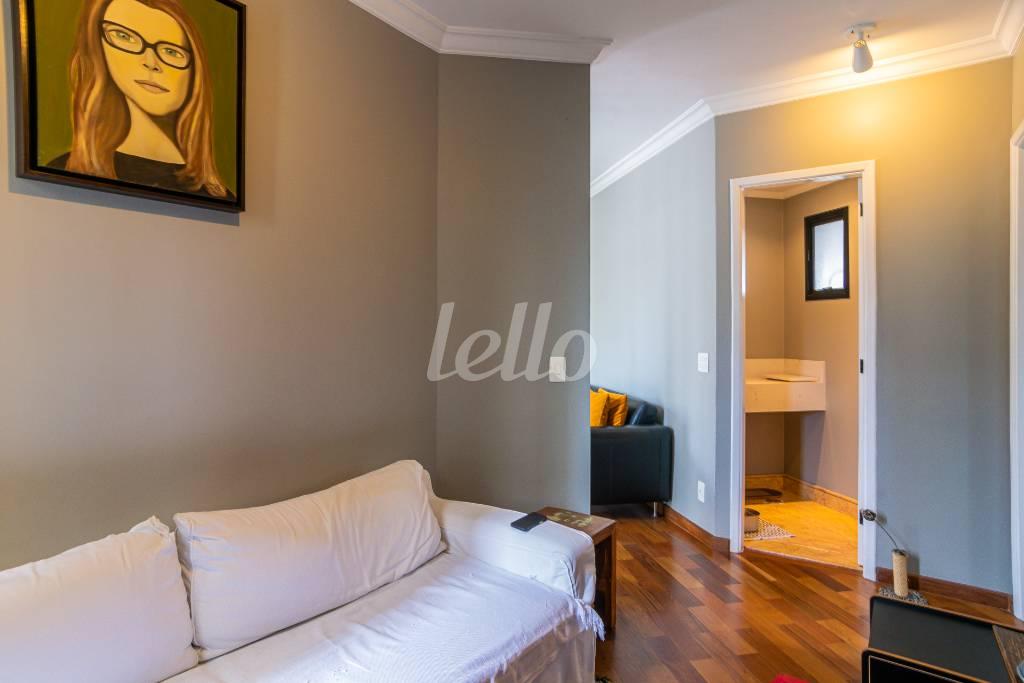 SALA de Apartamento à venda, Padrão com 94 m², 3 quartos e 2 vagas em Pinheiros - São Paulo