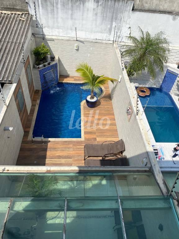 PISCINA de Casa à venda, sobrado com 273 m², 3 quartos e 4 vagas em Vila Bertioga - São Paulo