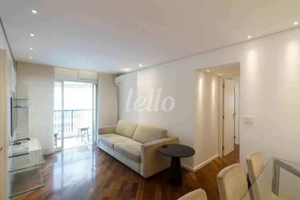 SALA 2 AMBIENTES de Apartamento para alugar, Padrão com 120 m², 4 quartos e 2 vagas em Paraíso - São Paulo