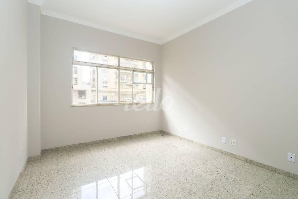 SALA 3 de Sala / Conjunto para alugar, Padrão com 100 m², e em República - São Paulo