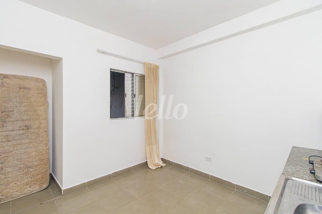 KITNET de Apartamento para alugar, Padrão com 20 m², 1 quarto e em Vila Mariana - São Paulo