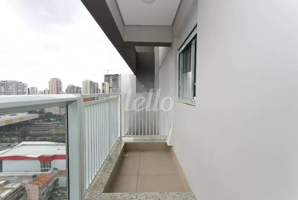 TERRAÇO de Apartamento à venda, Padrão com 66 m², 2 quartos e 1 vaga em Vila Azevedo - São Paulo