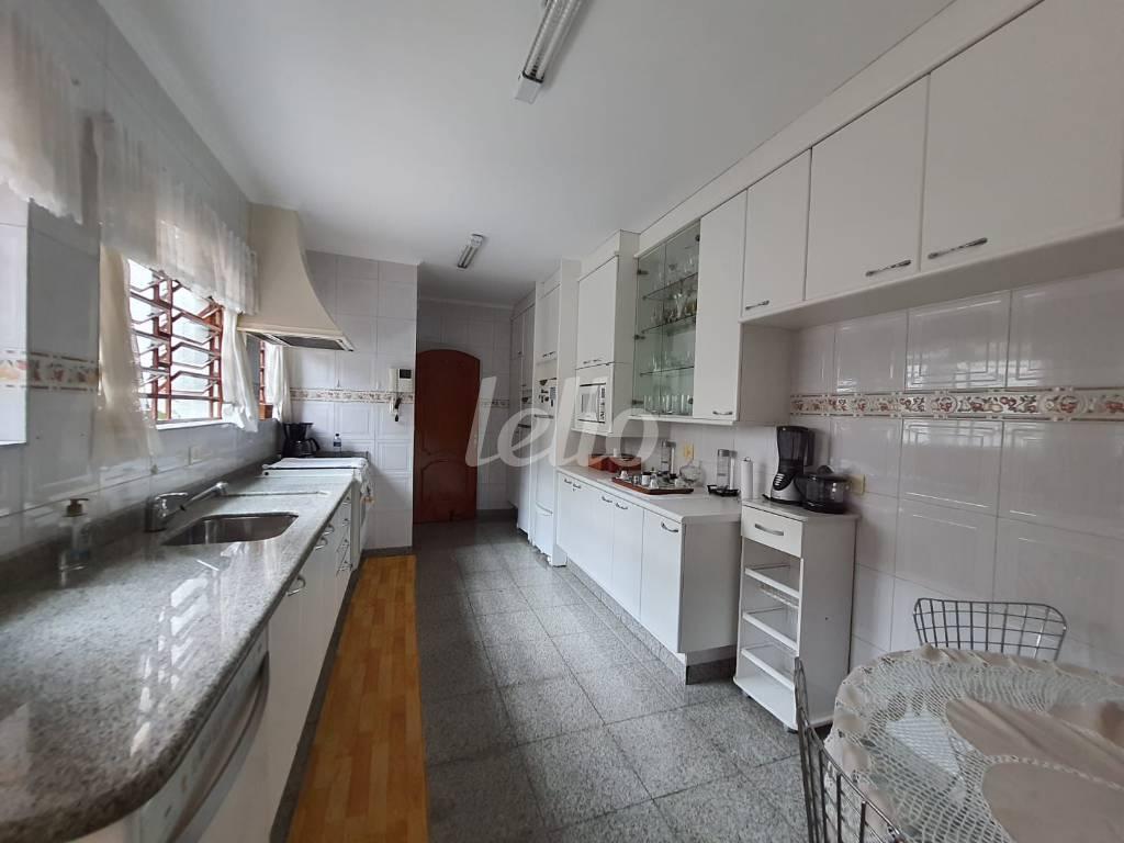COZINHA de Casa à venda, sobrado com 250 m², 3 quartos e 2 vagas em Mooca - São Paulo