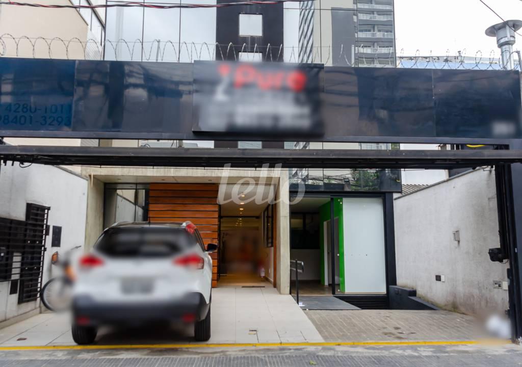 FACHADA de Sobreloja para alugar, Padrão com 400 m², e 3 vagas em Várzea da Barra Funda - São Paulo