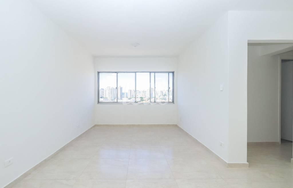 SALA de Apartamento para alugar, Padrão com 88 m², 2 quartos e 1 vaga em Vila Monumento - São Paulo