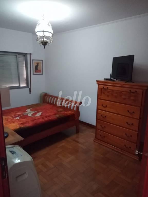 QUARTO A de Apartamento à venda, Padrão com 74 m², 2 quartos e 1 vaga em Santana - São Paulo