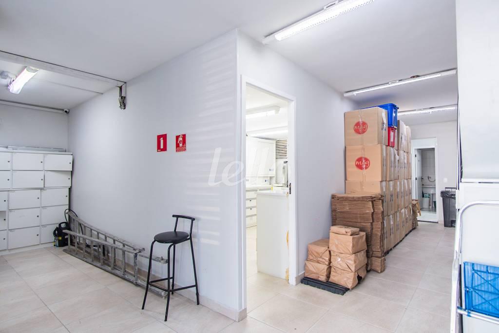 ESTOQUE de Prédio Comercial à venda, Monousuário com 300 m², e 1 vaga em Mooca - São Paulo