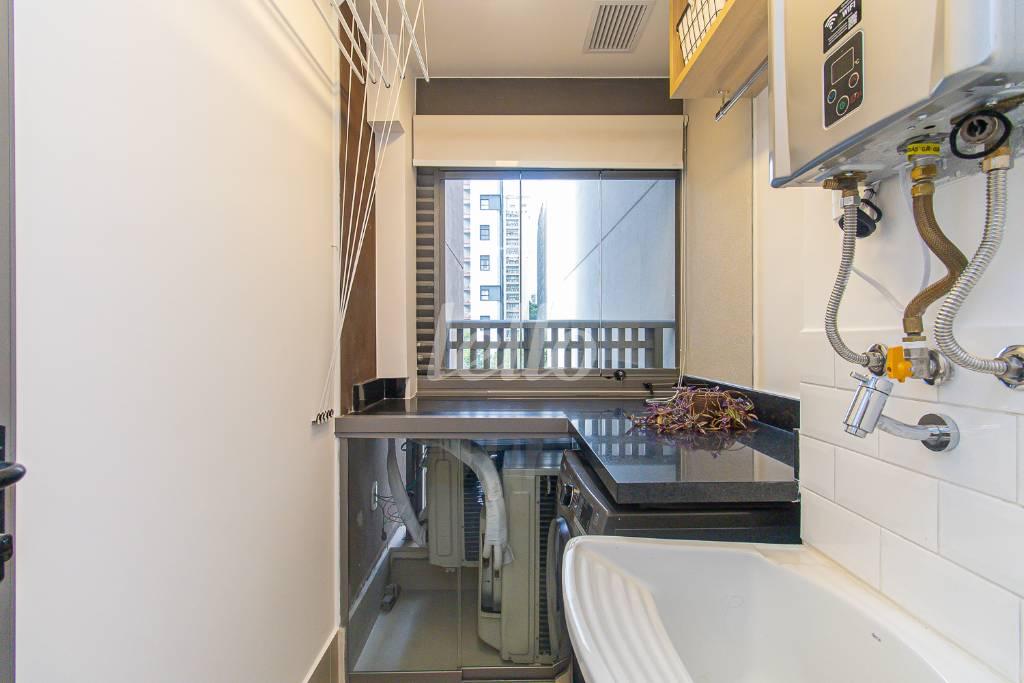 AREA DE SERVIÇO de Apartamento para alugar, Padrão com 74 m², 2 quartos e 1 vaga em Indianópolis - São Paulo