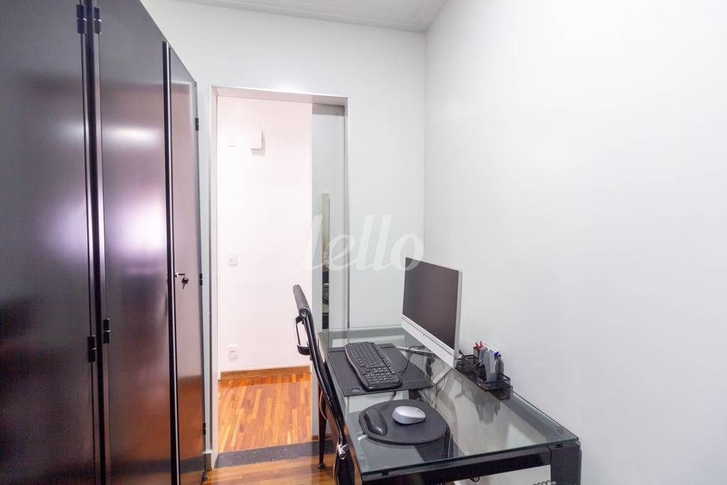 ESCRITÓRIO de Apartamento à venda, Padrão com 213 m², 4 quartos e 2 vagas em Ipiranga - São Paulo