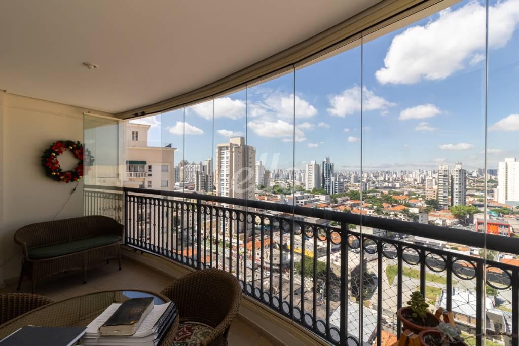 VARANDA GOURMET de Apartamento para alugar, Padrão com 142 m², 2 quartos e 3 vagas em Mooca - São Paulo