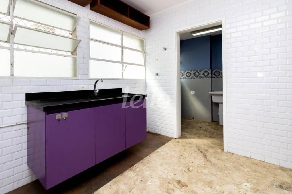 COZINHA de Apartamento à venda, Padrão com 77 m², 2 quartos e 1 vaga em Vila Olímpia - São Paulo