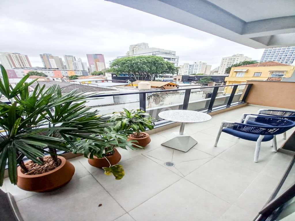 VARANDA de Apartamento para alugar, Padrão com 48 m², 1 quarto e 1 vaga em Pinheiros - São Paulo