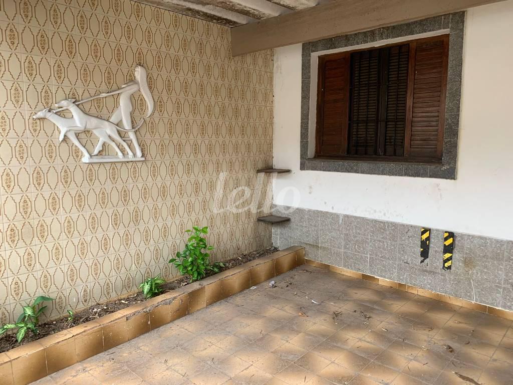 FOTOS (1) de Casa à venda, térrea com 217 m², 3 quartos e 2 vagas em Carandiru - São Paulo