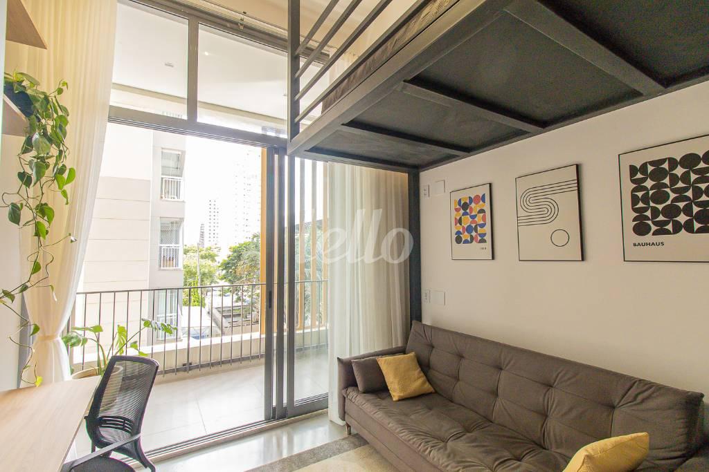 SALA de Apartamento à venda, Padrão com 25 m², 1 quarto e em Vila Mariana - São Paulo