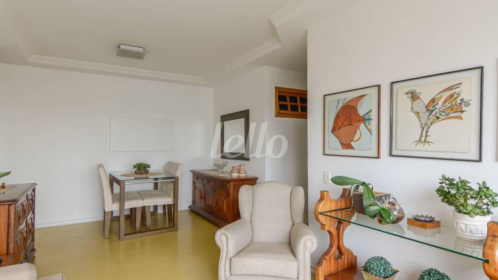 SALA de Apartamento à venda, Padrão com 114 m², 3 quartos e 3 vagas em Bosque da Saúde - São Paulo