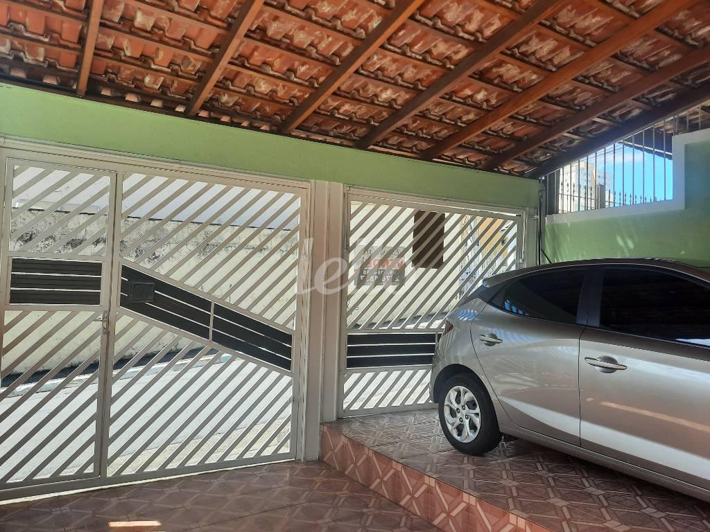 GARAGEM de Casa à venda, sobrado com 121 m², 3 quartos e 2 vagas em Vila Irmãos Arnoni - São Paulo