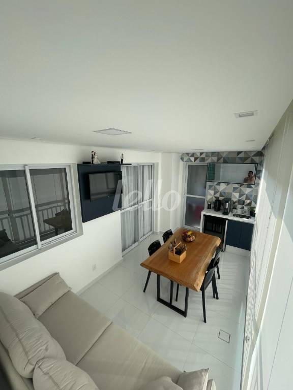 VARANDA GOURMET de Apartamento à venda, Padrão com 62 m², 2 quartos e 1 vaga em Vila Ema - São Paulo