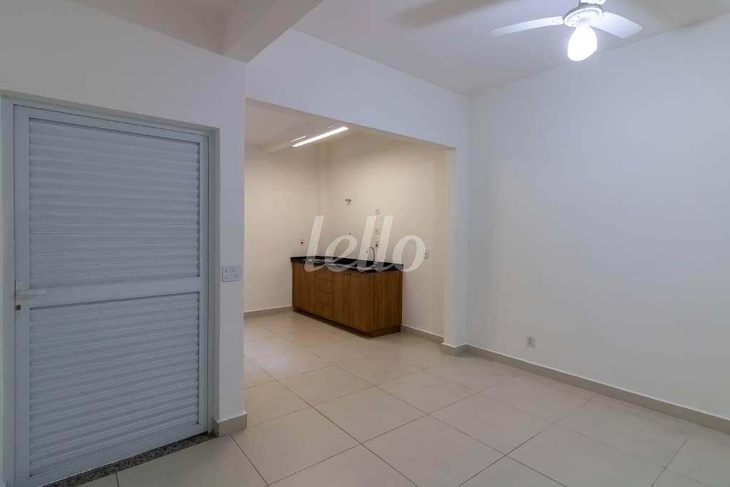 STUDIO de Apartamento para alugar, Padrão com 32 m², 1 quarto e em Brás - São Paulo