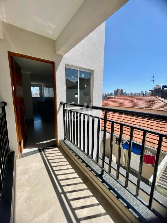 F de Apartamento à venda, Padrão com 53 m², 2 quartos e 1 vaga em Vila Isolina Mazzei - São Paulo