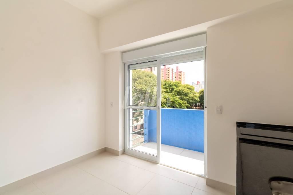 COZINHA de Apartamento para alugar, Padrão com 24 m², 1 quarto e em Brás - São Paulo