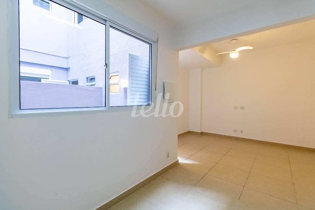 COZINHA de Apartamento para alugar, Padrão com 22 m², 1 quarto e em Brás - São Paulo