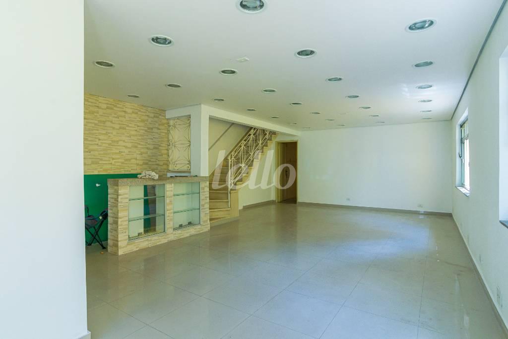 SALA de Casa para alugar, sobrado com 200 m², 3 quartos e 1 vaga em Vila Mariana - São Paulo